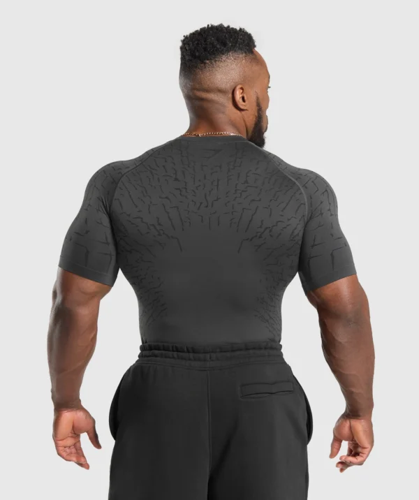 Tectonic Seamless T-Shirt – Men's Performance Comfort Redefined - Image 4