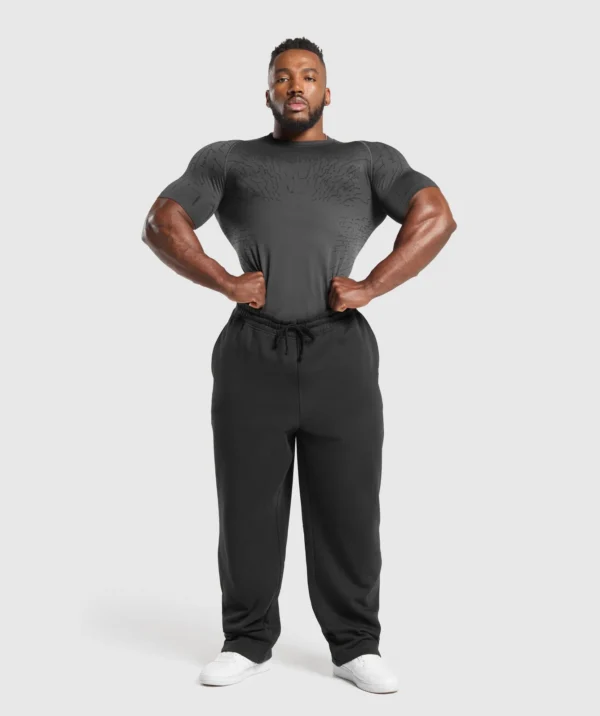Tectonic Seamless T-Shirt – Men's Performance Comfort Redefined - Image 2